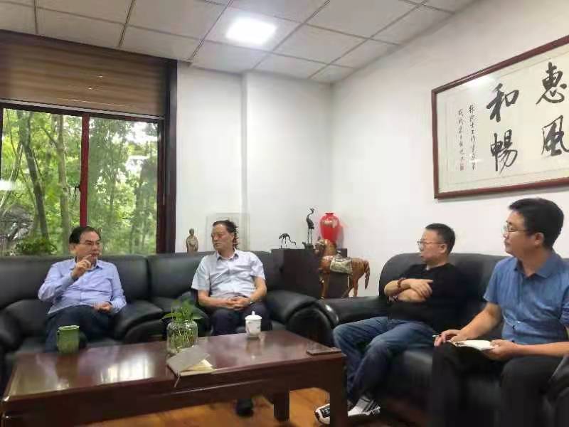 生態(tài)水泥公司黨委書(shū)記、董事長(cháng)張超暉赴陜煤集團5G+工業(yè)互聯(lián)網(wǎng)研究院同徐宗本院士交流座談