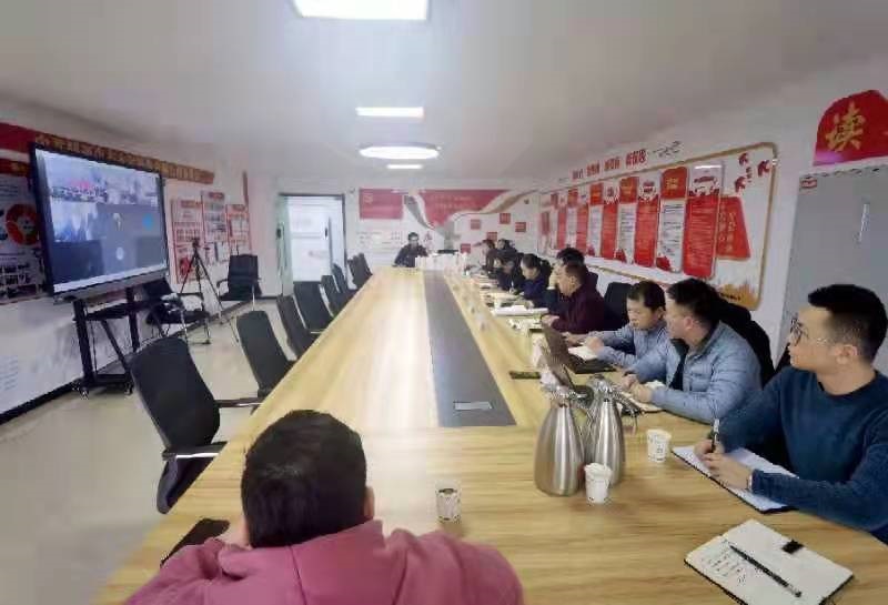 生態(tài)水泥公司組織召開(kāi)云砼石項目可行性研究報告內部評審會(huì )