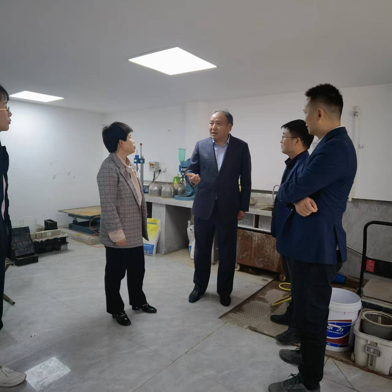 時(shí)啟林一行到建筑材料工業(yè)技術(shù)情報研究所開(kāi)展交流座談