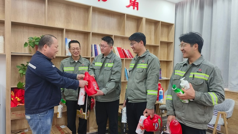 黃陵公司：細微關(guān)愛(ài) 繪就溫暖職工畫(huà)卷