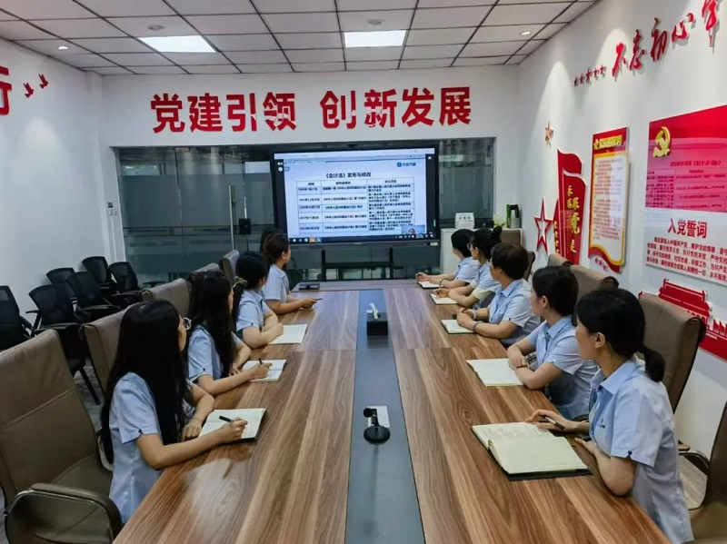 創(chuàng  )變成本 效贏(yíng)未來(lái)——物貿公司走出降本增效“新路子”